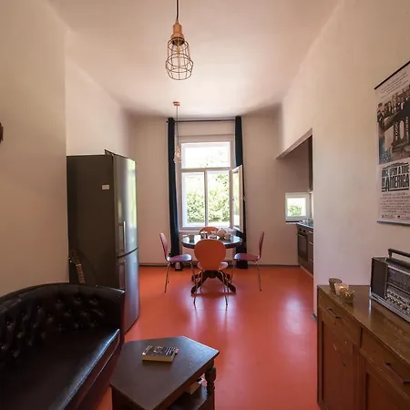 Hostel Sergio Leone Private